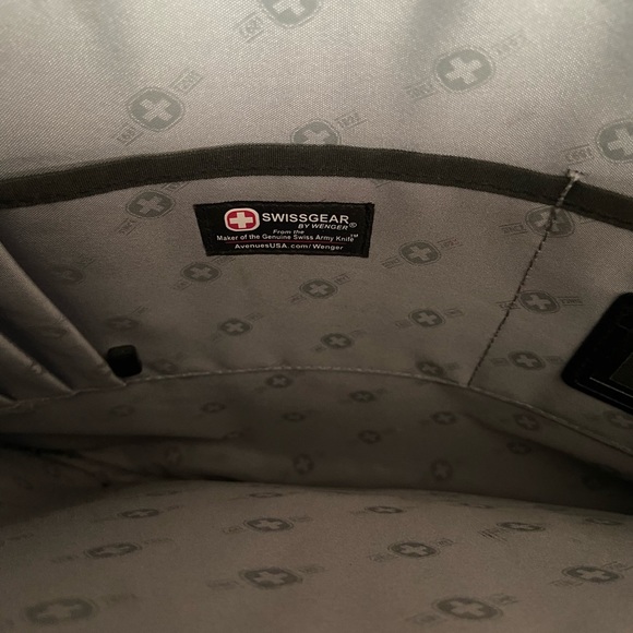 Swiss Gear Computer Lap Top Case - Picture 2 of 3